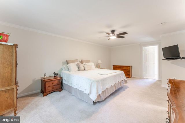 6600 CRAYFORD ST, Burke, VA 22015