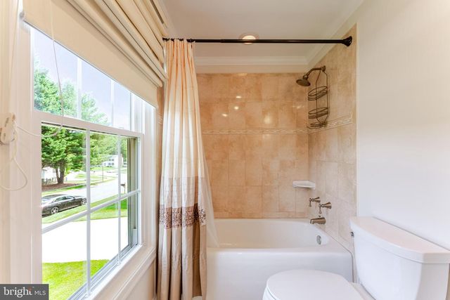 6600 CRAYFORD ST, Burke, VA 22015