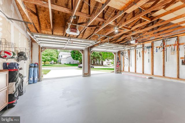 6600 CRAYFORD ST, Burke, VA 22015