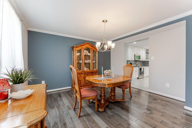6600 CRAYFORD ST, Burke, VA 22015