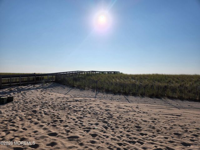 924 Ocean Road, Point Pleasant, NJ 08742