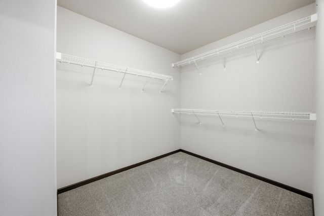 6016 79th Avenue S, Horace, ND 58047