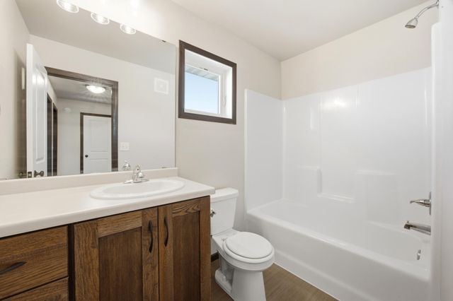 6016 79th Avenue S, Horace, ND 58047
