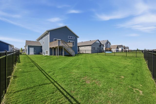 6016 79th Avenue S, Horace, ND 58047