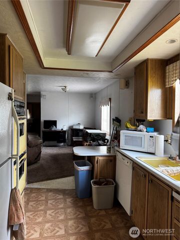 8620 32nd 32ND Avenue Court SW #111, Lakewood, WA 98499