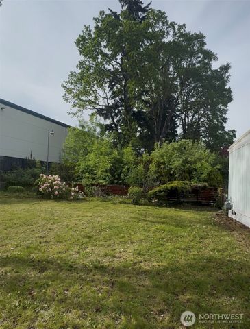 8620 32nd 32ND Avenue Court SW #111, Lakewood, WA 98499