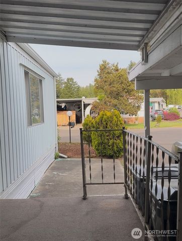 8620 32nd 32ND Avenue Court SW #111, Lakewood, WA 98499