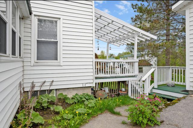 62 Bridge Street, Colebrook, NH 03576