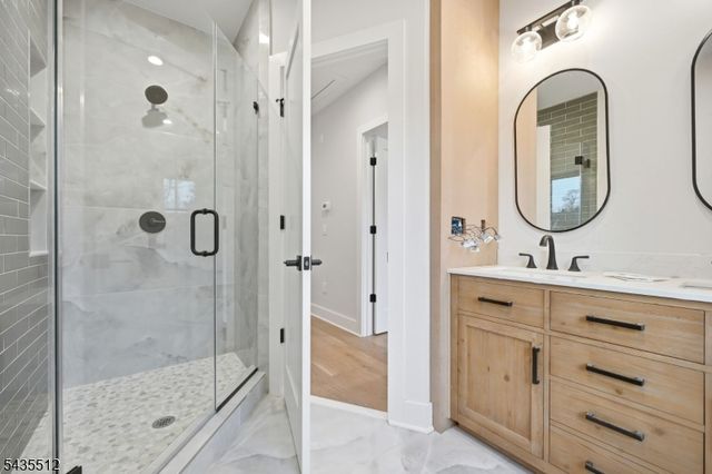 30 Cathedral Ave, Florham Park Boro, NJ 07932