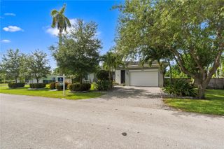 9340 SW 177th St -, Palmetto Bay, FL 33157