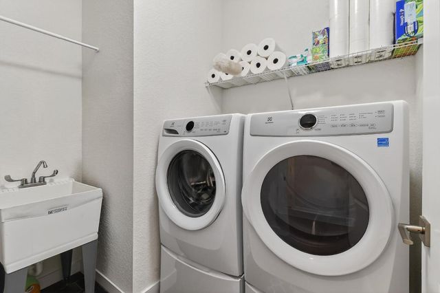 7561 SW Harbor Cove Drive, Stuart, FL 34997