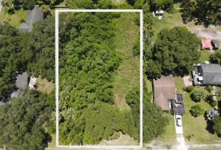 000 Avienda Avenue, Fort Pierce, FL 34946