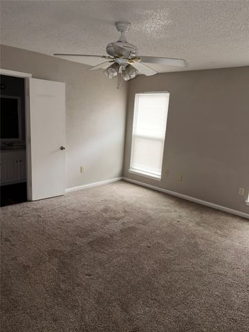 2418 Parkside Drive, Grand Prairie, TX 75052