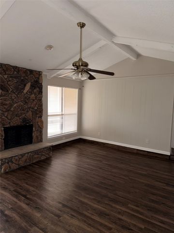 2418 Parkside Drive, Grand Prairie, TX 75052