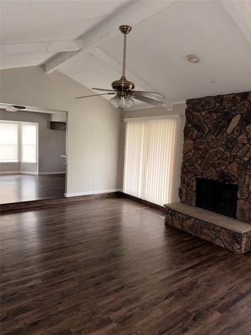 2418 Parkside Drive, Grand Prairie, TX 75052