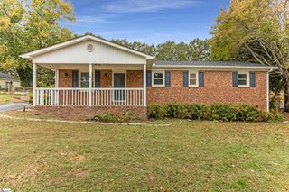 148 Southland Avenue, Boiling Springs, SC 29316