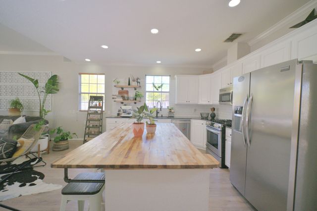 106 Grey Eagle Drive, Shreveport, LA 71115