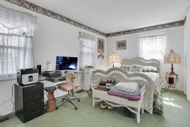 5083 Meadowbrook Drive, Columbus, OH 43207