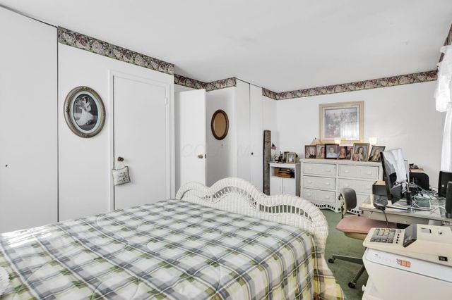 5083 Meadowbrook Drive, Columbus, OH 43207