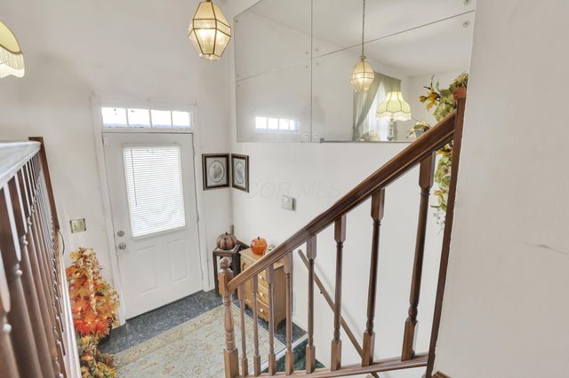 5083 Meadowbrook Drive, Columbus, OH 43207