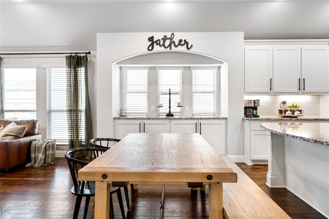 541 Marigold Drive, Midlothian, TX 76065