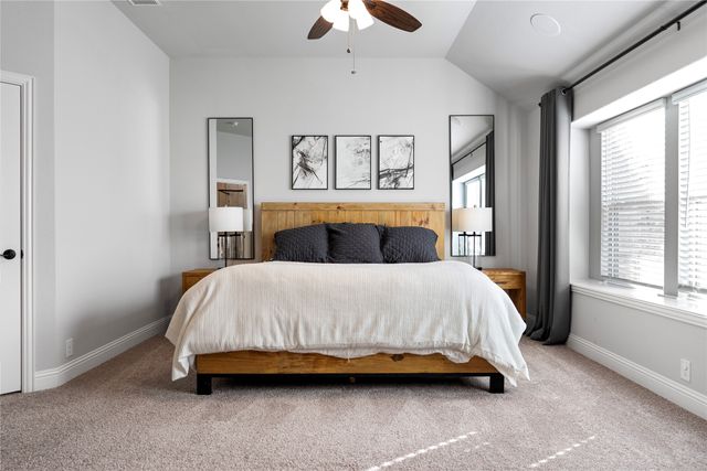 541 Marigold Drive, Midlothian, TX 76065