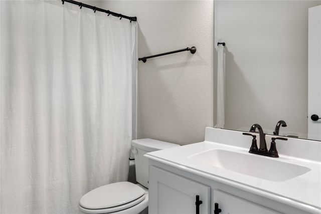 541 Marigold Drive, Midlothian, TX 76065