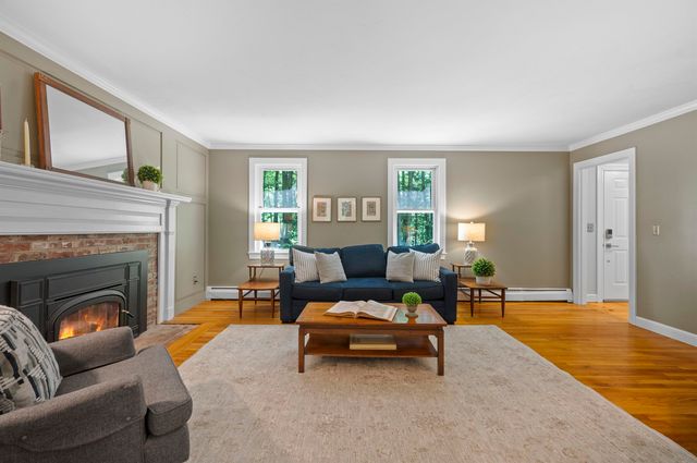 11 Nathan Lord Road, Amherst, NH 03031
