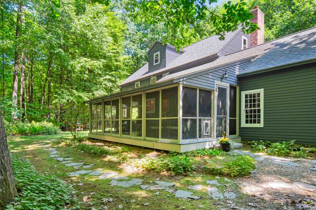 11 Nathan Lord Road, Amherst, NH 03031