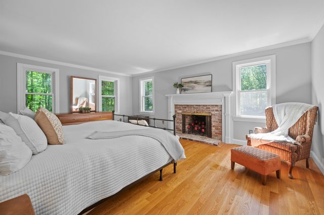 11 Nathan Lord Road, Amherst, NH 03031