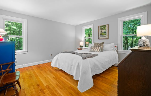 11 Nathan Lord Road, Amherst, NH 03031