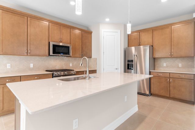 12546 Triumph Lane, Palm Beach Gardens, FL 33412