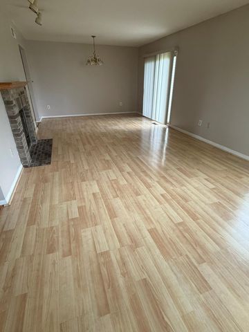 4860 92nd Avenue, Schererville, IN 46375