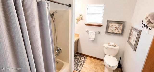 6087 Pontiac Drive, Kiln, MS 39556