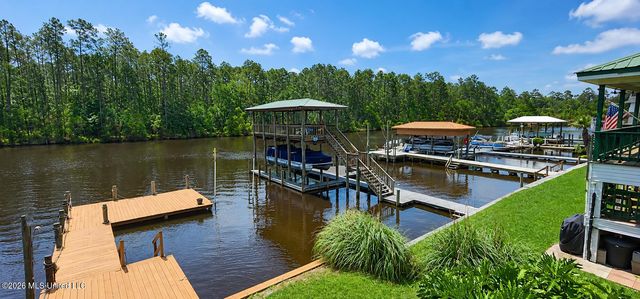 6087 Pontiac Drive, Kiln, MS 39556