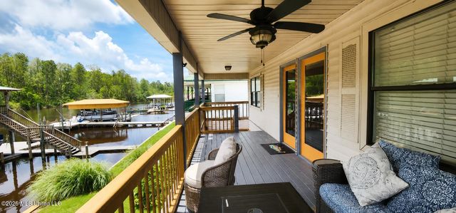 6087 Pontiac Drive, Kiln, MS 39556