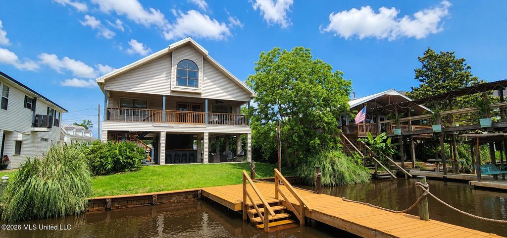 6087 Pontiac Drive, Kiln, MS 39556