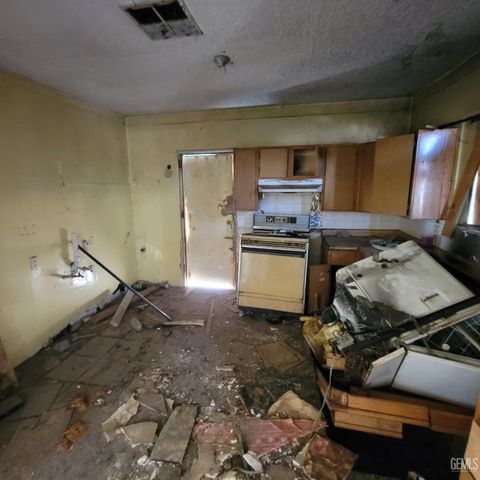 200 Polk Street, Taft, CA 93268