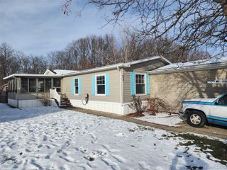 450 Glencoe, Bedford Township, MI 48182