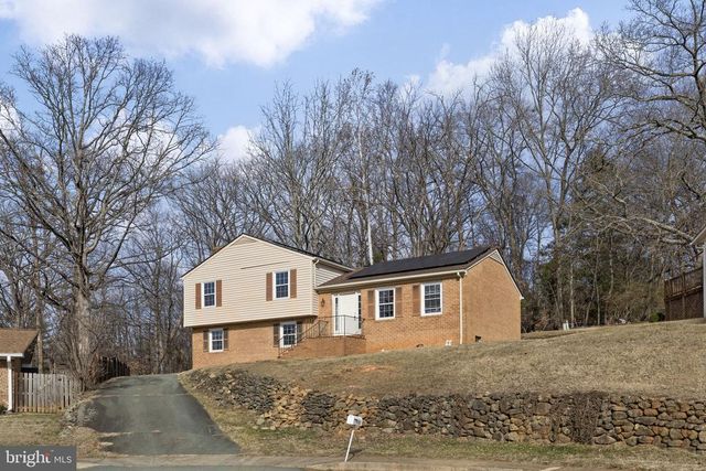 1703 VERMIRA PL, Charlottesville, VA 22901