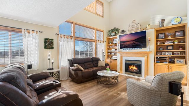 10571 Karston Avenue NE, Albertville, MN 55301