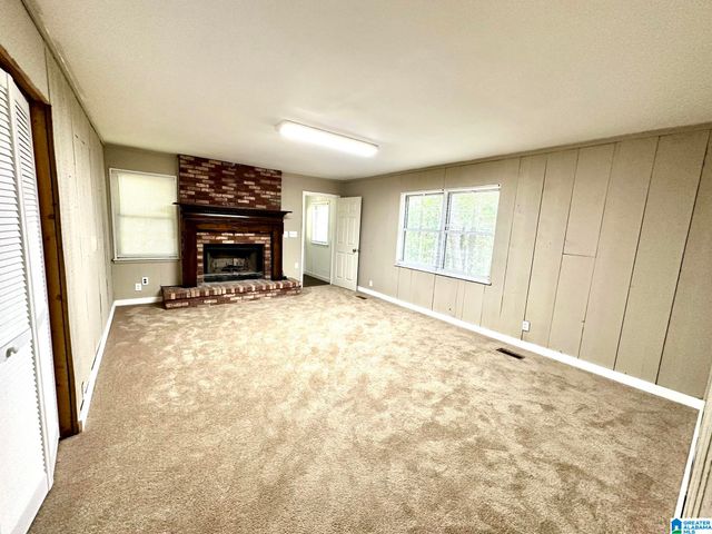 1907 VIRGINIA LANE, Hueytown, AL 35023
