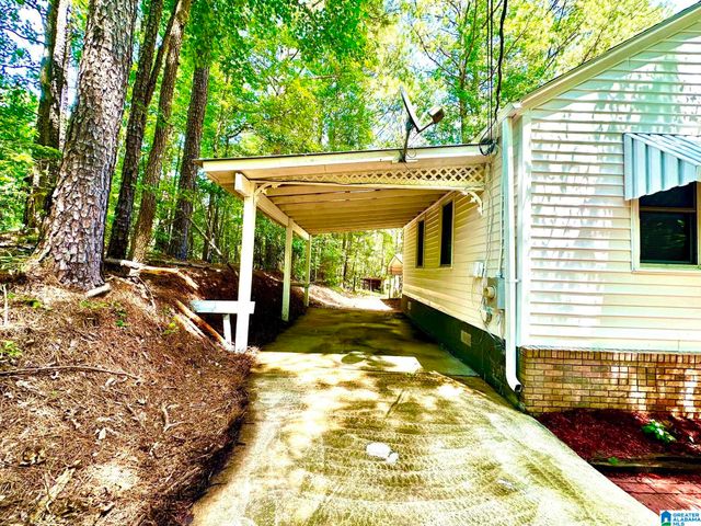 1907 VIRGINIA LANE, Hueytown, AL 35023