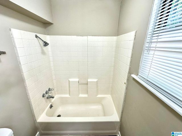 1907 VIRGINIA LANE, Hueytown, AL 35023