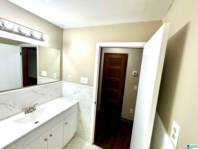 1907 VIRGINIA LANE, Hueytown, AL 35023