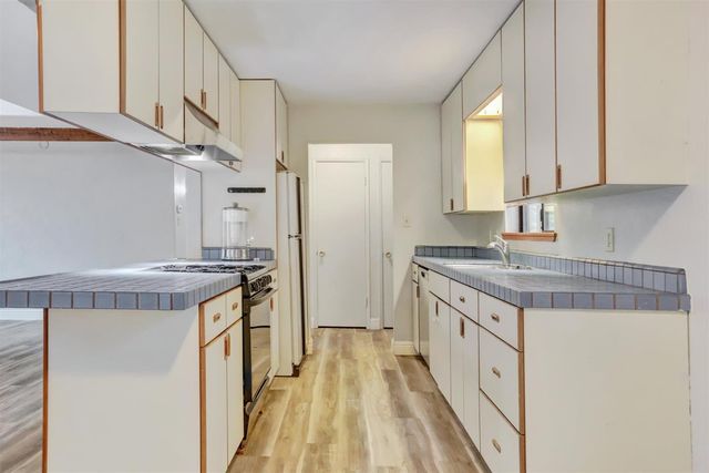 12840 Butterfly Dr, Nevada City, CA 95959