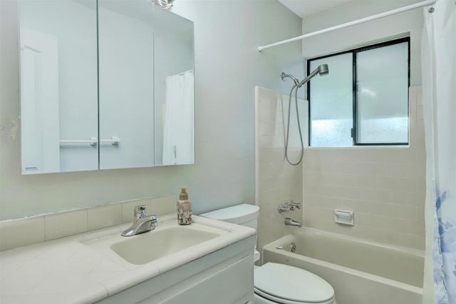 12840 Butterfly Dr, Nevada City, CA 95959