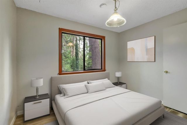 12840 Butterfly Dr, Nevada City, CA 95959