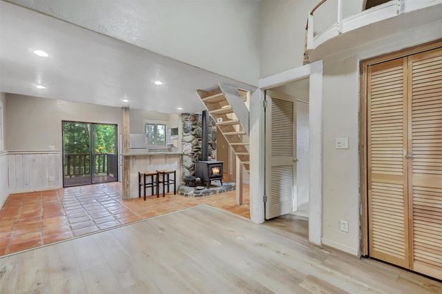 12840 Butterfly Dr, Nevada City, CA 95959