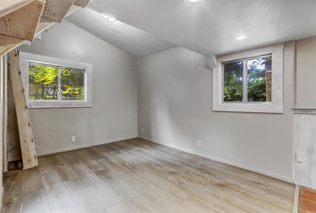 12840 Butterfly Dr, Nevada City, CA 95959